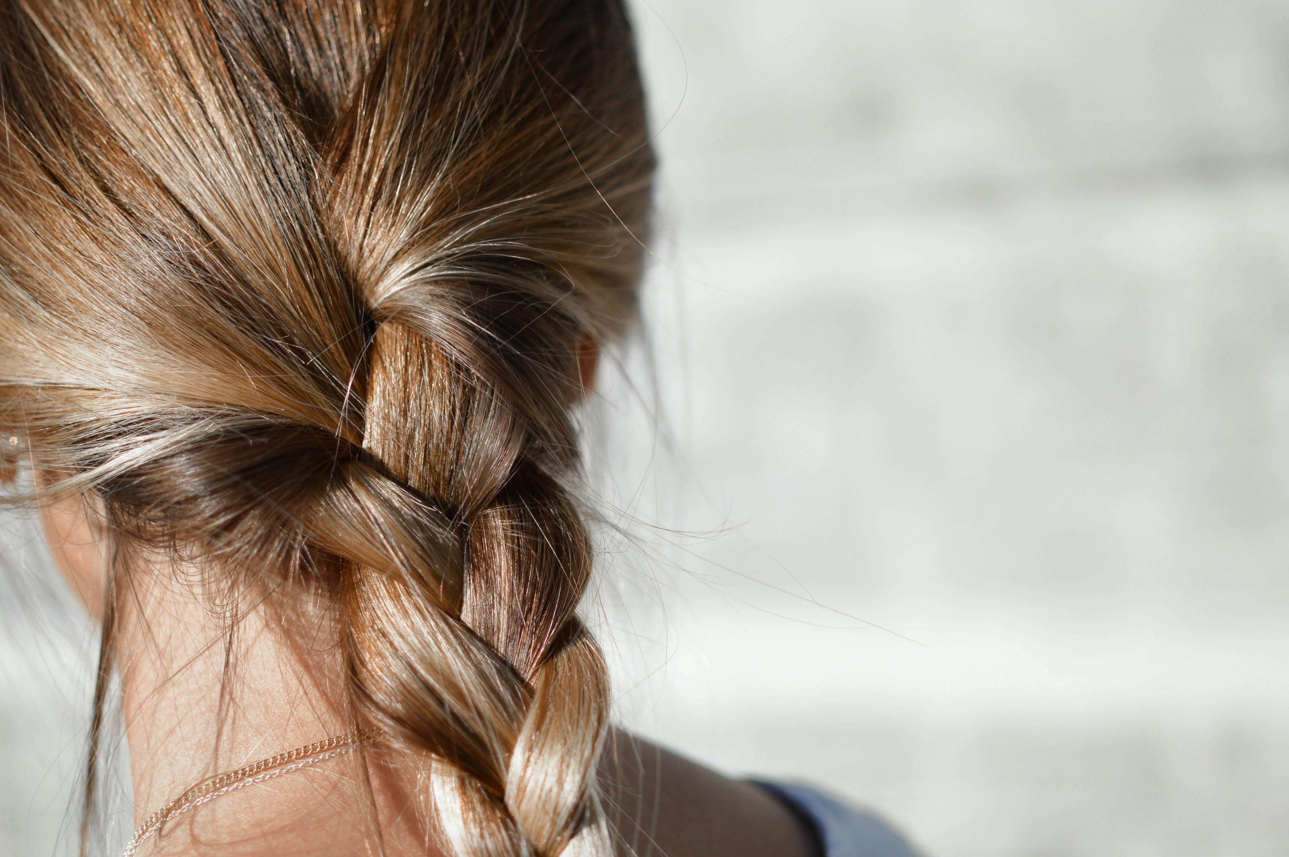 5 Hairstyles That Are Damaging Your Hair