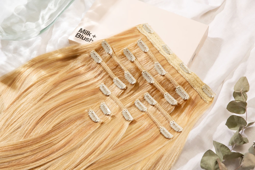 Warm Blonde Highlighted, 20 Classic Clip-In Hair Extensions, F60